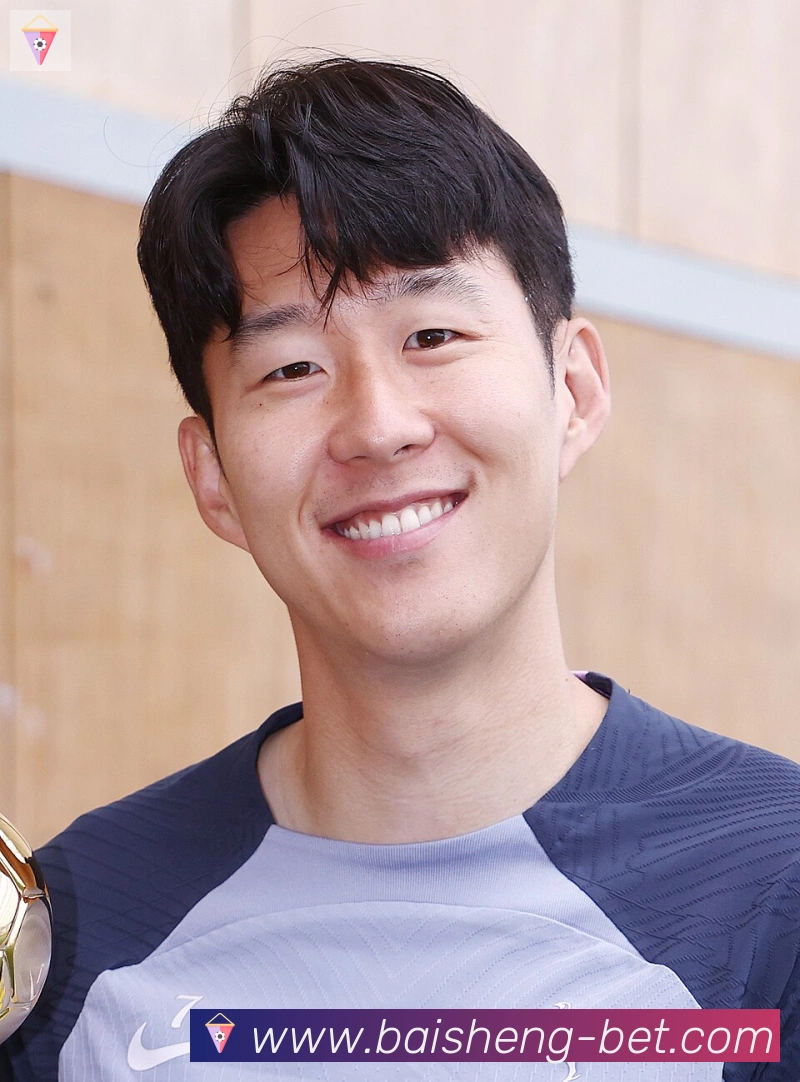 劳塔罗·马丁内斯